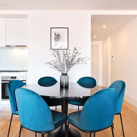 Flores Gem 3Br Duplex Central Porto Апартаменты *